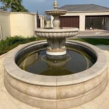 Luxury Pool Fountain Feature